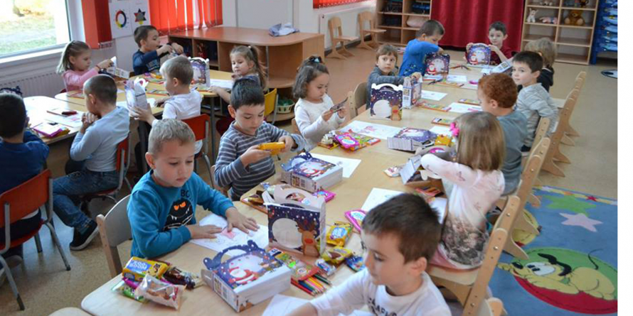 Moș Nicolae a trecut și pe la copiii din Fărcașa