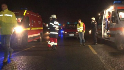 În ajun de Crăciun, s-au ciocnit două mașini, rezultând opt victime
