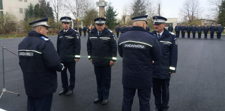 Jandarmi maramureșeni, recompensați  cu prilejul Zilei Naționale