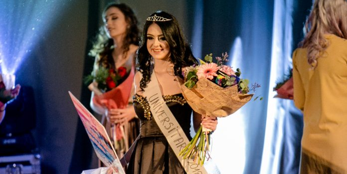 Miss Universitaria 2018, Cristina Hodor, și-a asigurat vacanță în Grecia