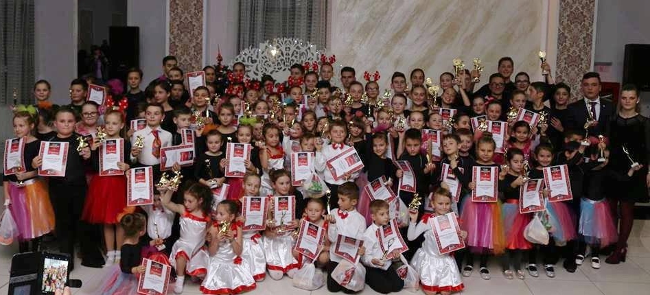 Mici dansatori la Gala Medio Monte (GALERIE FOTO)