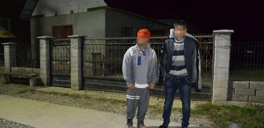 Minori din Bangladesh, găsiți în Sarasău