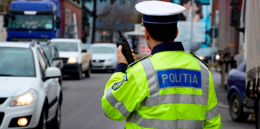 Pericole la volan:  unul băut, altul fără permis