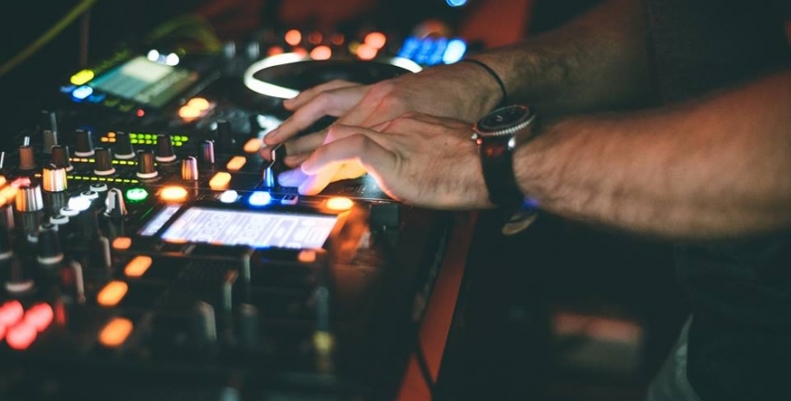 Distracția de joia asta