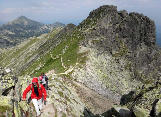 Recomandări pentru amatorii de drumeții pe munte