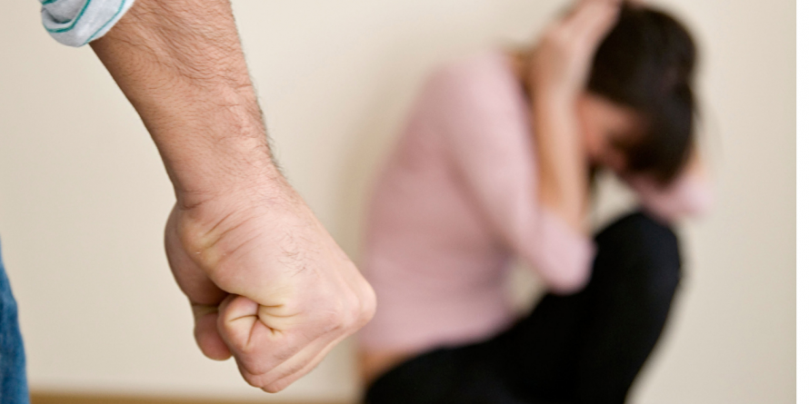 O zi cu două ordine de protecţie provizorii