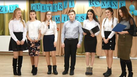 În Slatina (Ucraina),  Mihai Eminescu a fost sărbătorit printr-un spectacol-concurs, dotat cu premii