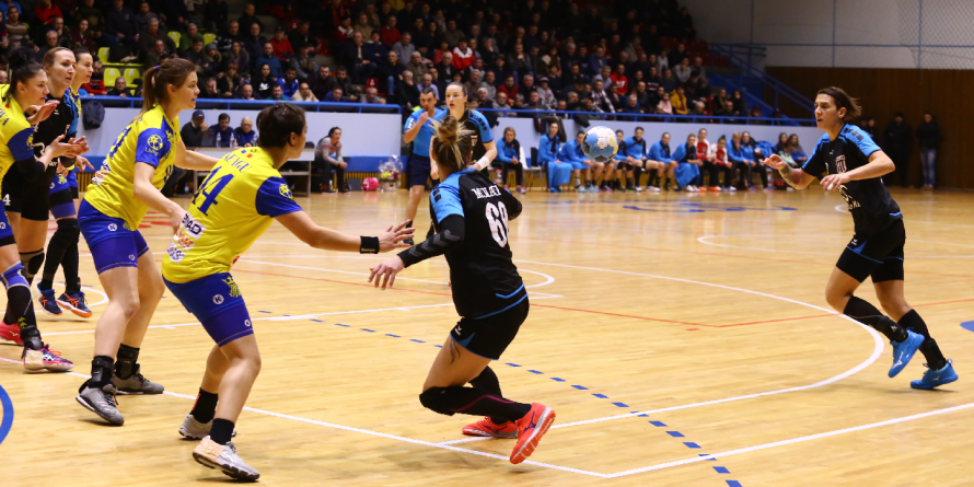 Buceschi contra Buceschi, duel tată-fiică în Sala Sporturilor „Lascăr Pană”