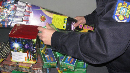 Acțiunea ”Foc de artificii” – peste 64 de tone de articole pirotehnice confiscate