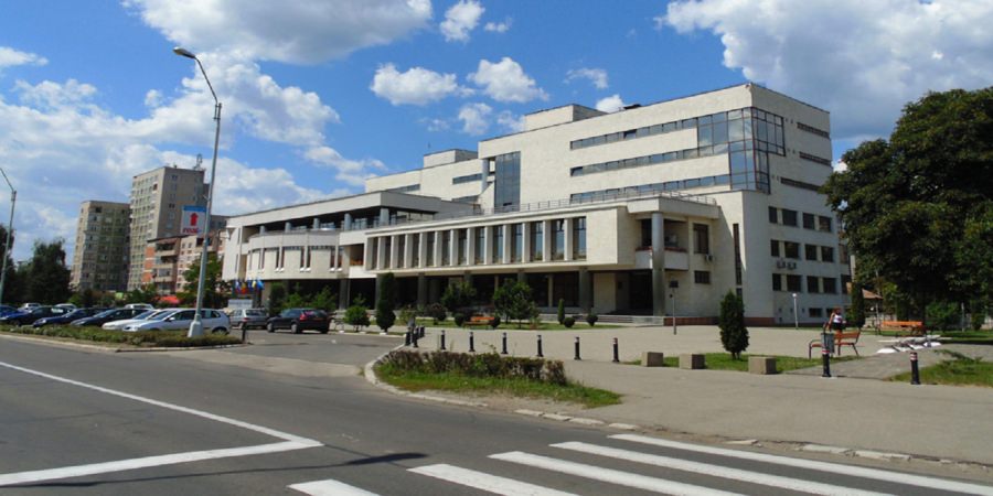 În Baia Mare: Peste 260 de joburi la Bursa locurilor de muncă pentru absolvenți