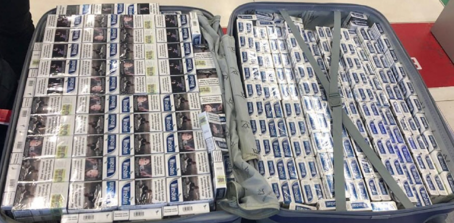 Consecințe ale contrabandei din Maramureș: unul cercetat, altul încarcerat