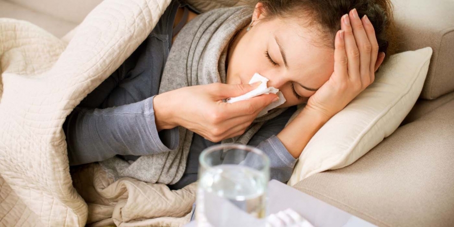 Gripa dă semne că o lasă mai moale
