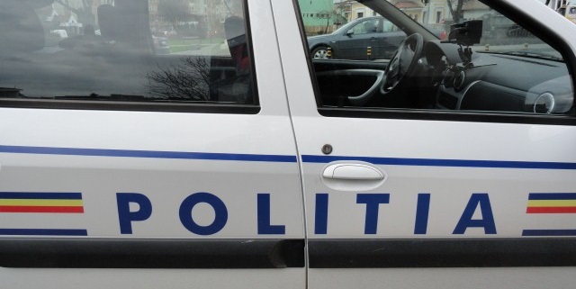 Polițist pensionar, bătut de unul care și-a amintit că i-a întocmit un dosar penal