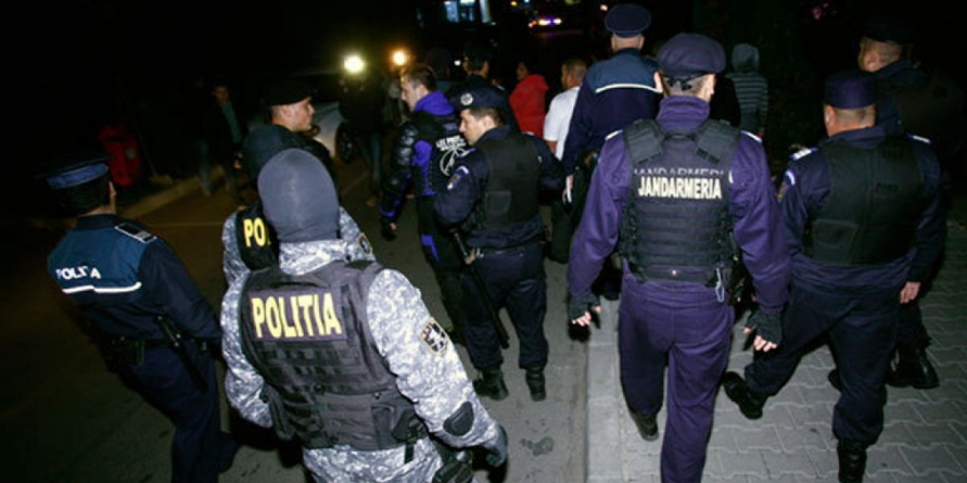 Când e să fie scandal, pentru unii nu contează că sunt în crâșmă sau în biserică