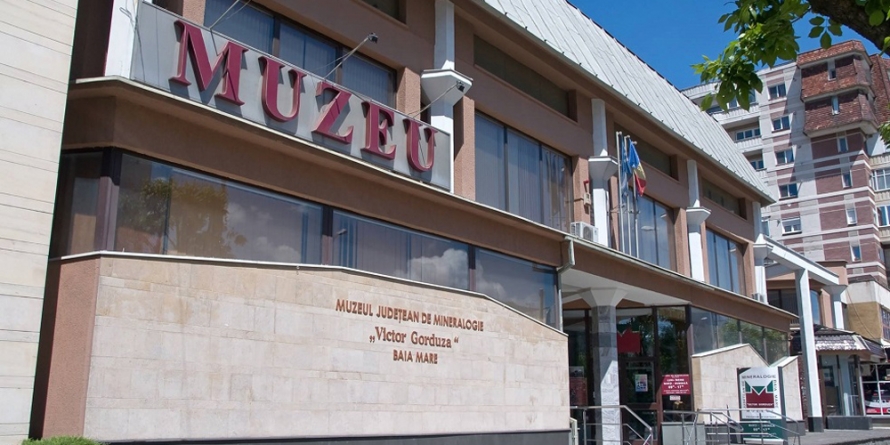 Peste 26.000 de persoane au trecut pragul Muzeului de Mineralogie