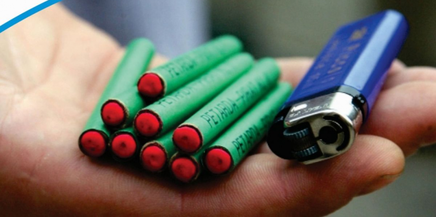 Utilizarea de petarde la cazier te poate arde