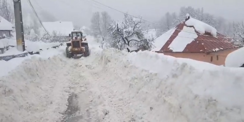 Cu 124 cm de zăpadă, Cavnicul rămâne liderul nămeților