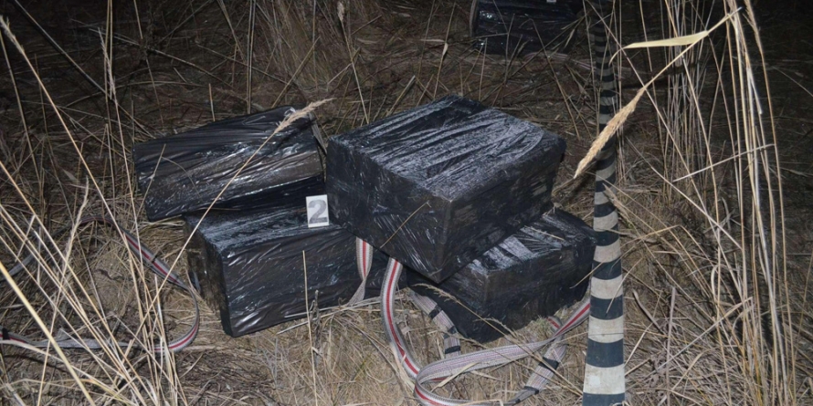 Țigări de contrabandă de peste 70000 de lei confiscate