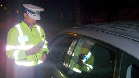 În miez de noapte: Bărbat din Baia Sprie prins cu alcoolemie de la volan