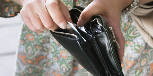 A luat cu el un portofel uitat de altcineva