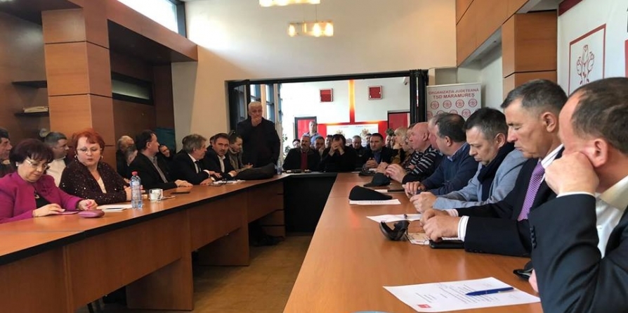 Colegi de administrație – și încă de partid – care își scot ochii. Poate și dosarele…