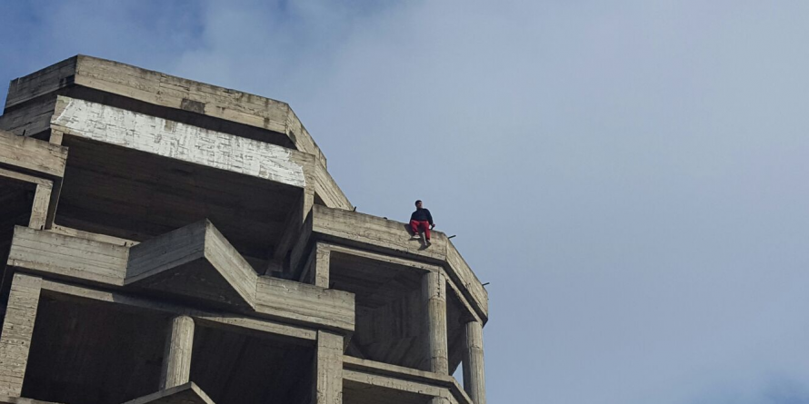 Sinucigașul de după miezul nopții