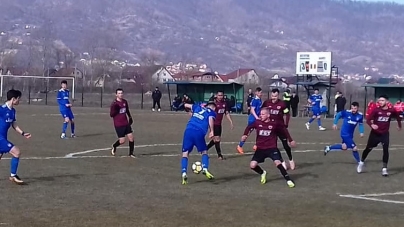 ACS Fotbal Comuna Recea câștigă cu 10-0, adică scorul de neprezentare la handbal