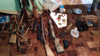 Arsenal de arme letale descoperit în Borșa