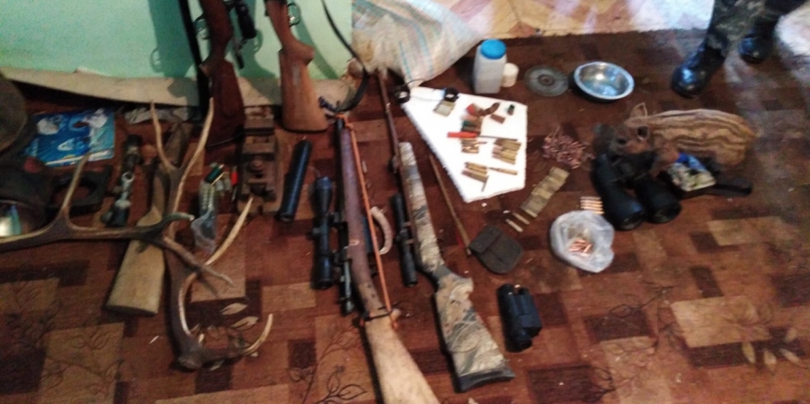 Arsenal de arme letale descoperit în Borșa