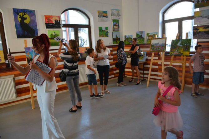 ”Magia Culorilor” din  Borșa a stârnit și interesul unor specialiști din capitală