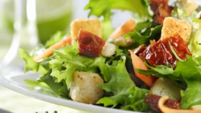 Expoziție de artă culinară vegetariană