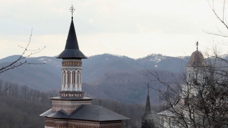 Programul liturgic în duminica a treia din Postul Paștilor la Mănăstirea Rohia