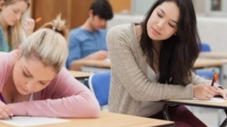 La simularea bacalaureatului s-a simulat și frauda și eliminarea din examen