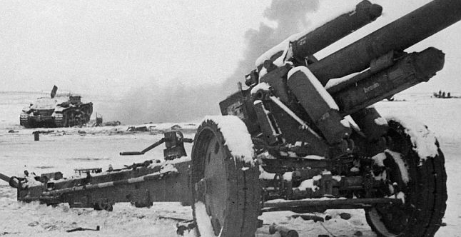 Fărcașa va avea o  primărie nouă și două tunuri vechi din cel de-al Doilea Război Mondial