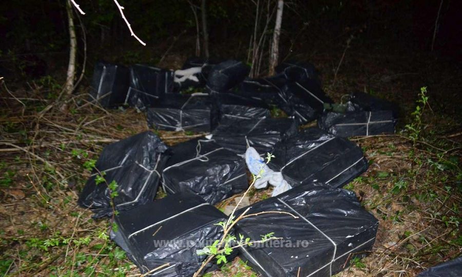 S-au confiscat țigări de contrabandă în valoare de 400.000 de lei, unele după o percheziție