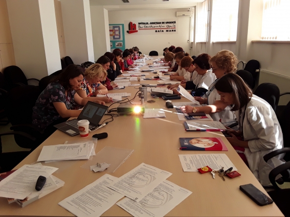 Cursuri pentru medici și asistenți la Spitalul Județean care vor să devină educatori perinatali