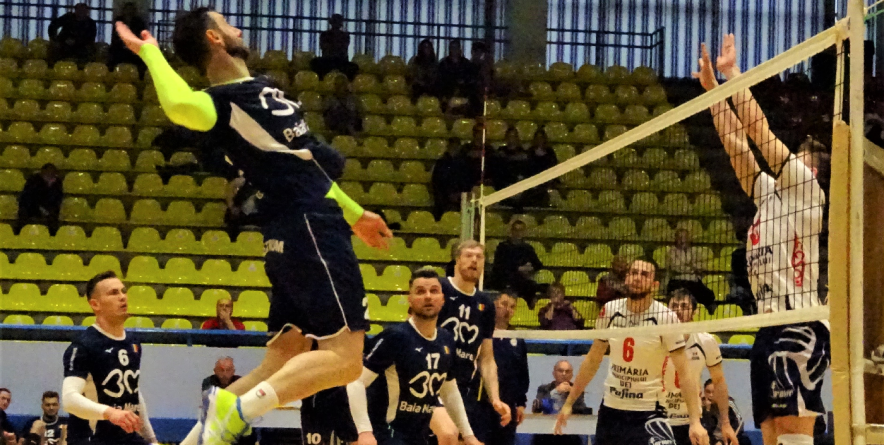 Neplătiți de mai bine de 3 luni, voleibaliștii băimăreni au câștigat ultimul meci pe teren propriu, având puterea să mai zâmbească