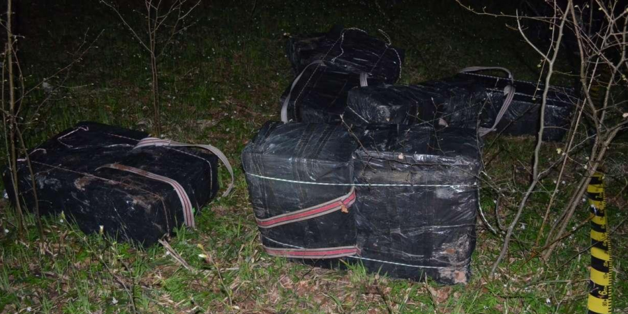 După focurile de avertisment, contrabandiștii au șters-o … ucrainește