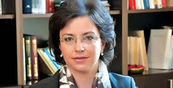 Dezbatere cu titlu ”englezit” și probleme românești