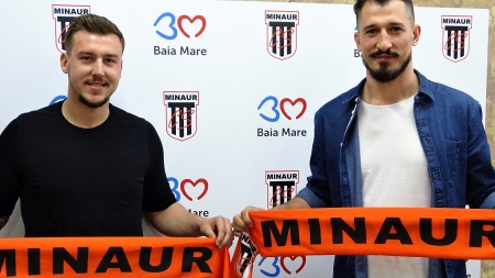 Portarul Ionuț Ciobanu a semnat cu Minaur, iar Albert Cristescu a prelungit pe doi ani