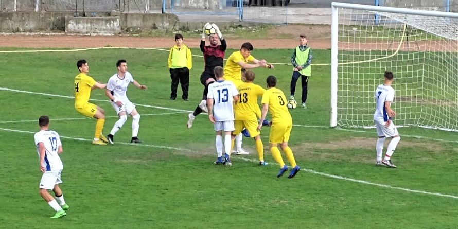 La 16 ani neîmpliniți, Bogdan Jeler a revenit în teren pentru Minerul