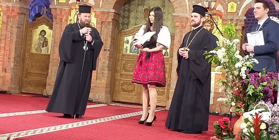 Concertul de pricesne „Din suflet de creştin” a fost transmis pe facebook (GALERIE FOTO)