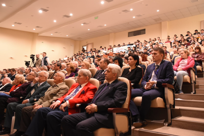 50 de ani de învățământ tehnic superior în Baia Mare, sărbătoriți în prezența rectorului Vasile Țopa