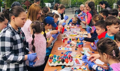 „Învierea Domnului – bucuria copiilor”, la biserica „Sfinții Arhangheli Mihail și Gavriil” din Baia Mare (GALERIE FOTO)