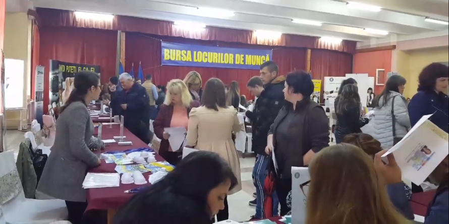 28 de persoane au fost angajate pe loc la Bursa Generală a Locurilor de Muncă