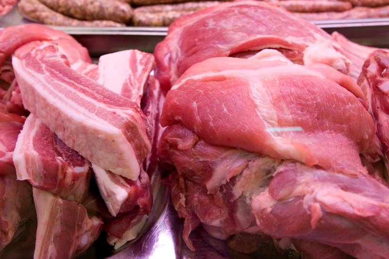 Se preconizează creșteri mari de prețuri la carne