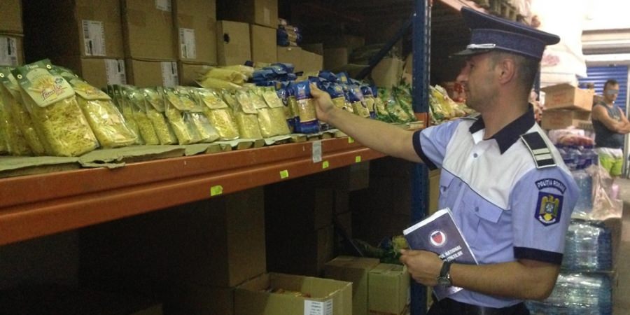 Serviciul de Investigare a Criminalității Economice în acțiune în Baia Mare și Sighet; S-au dat amenzi și confiscat produse
