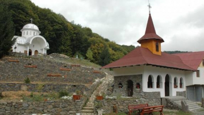 În ultima zi de august va fi tabără la Mănăstirea Chiuzbaia