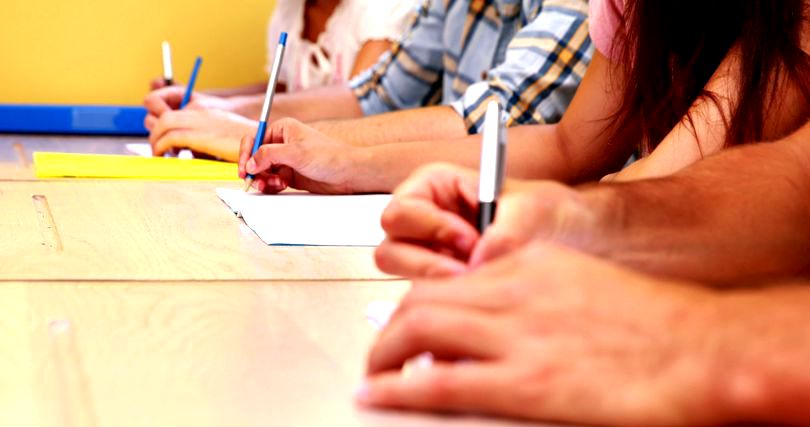 Elevi maramureșeni calificați la competiții naționale pentru etnia romă