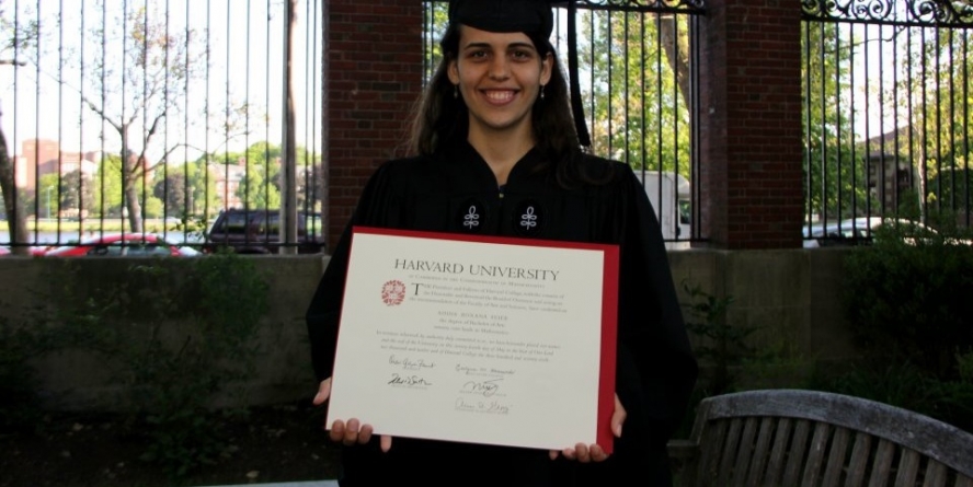 Băimăreanca Roxana Feier – colegiul în Baia Mare, facultatea în SUA, doctoratul în Marea Britanie (GALERIE FOTO)